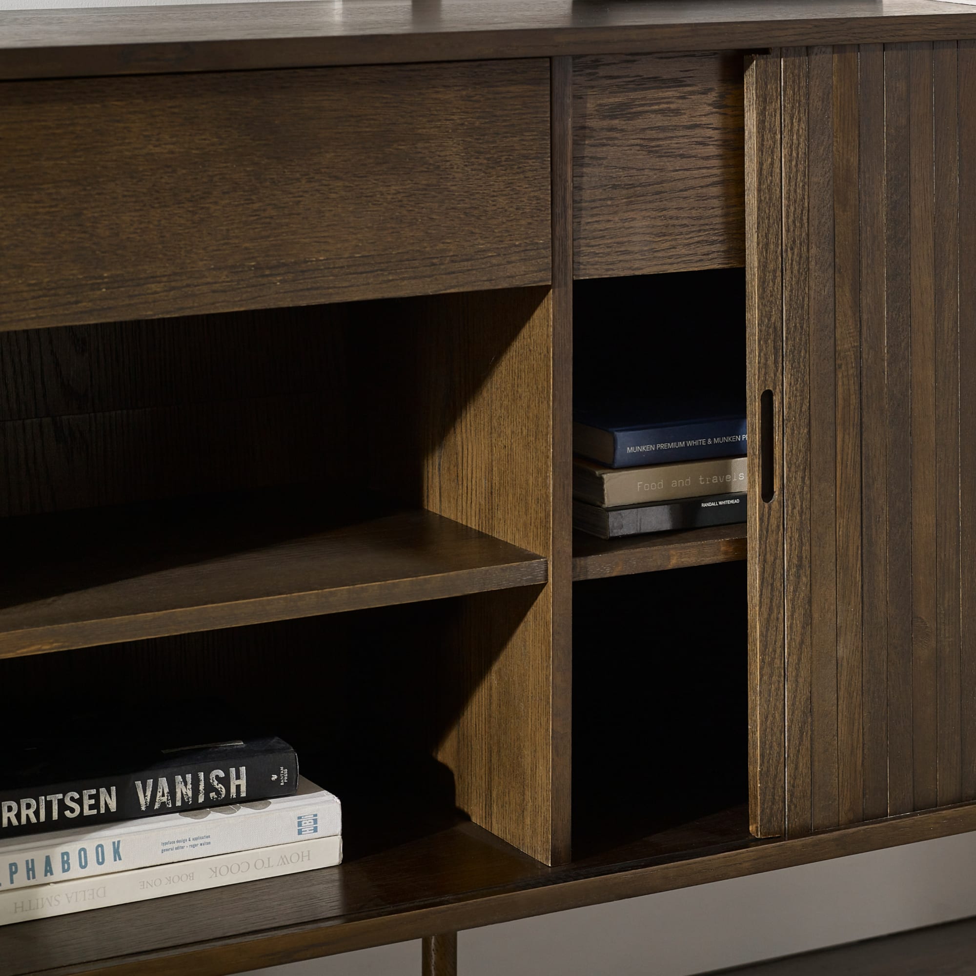Arya Sideboard