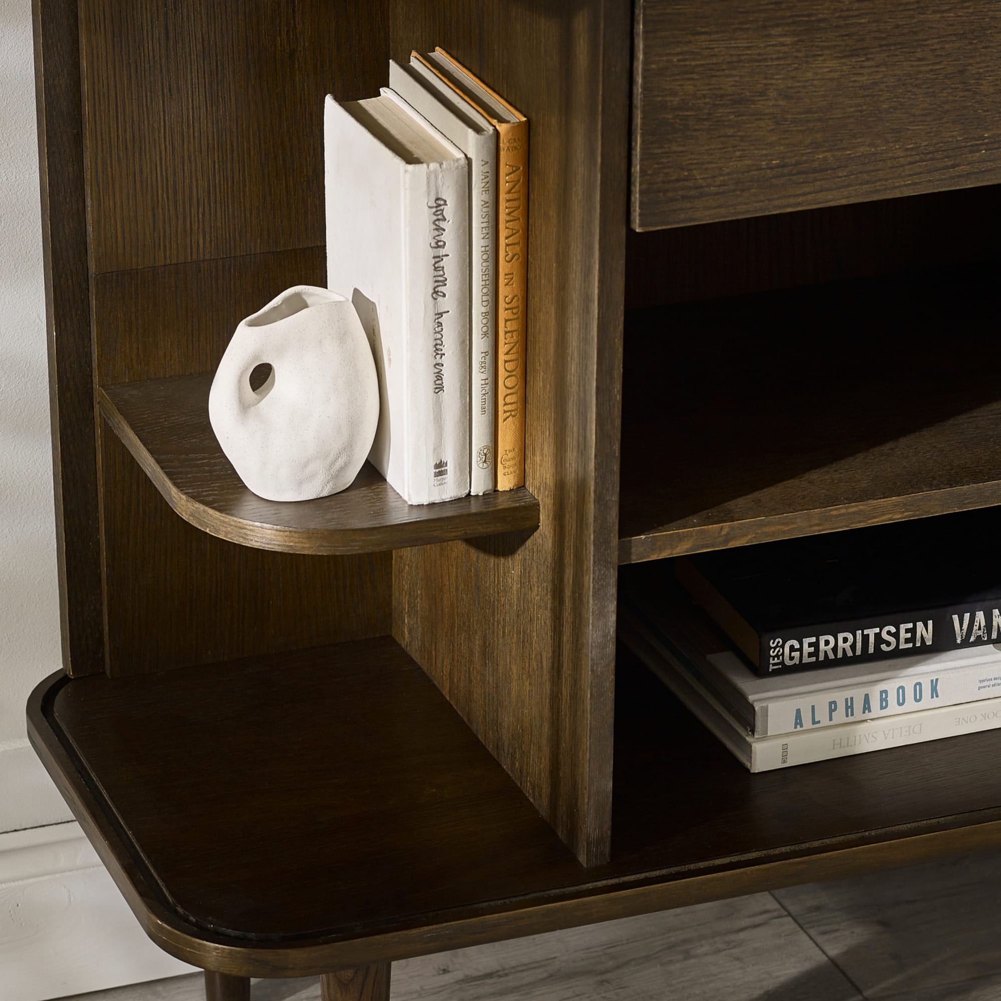 Arya Sideboard