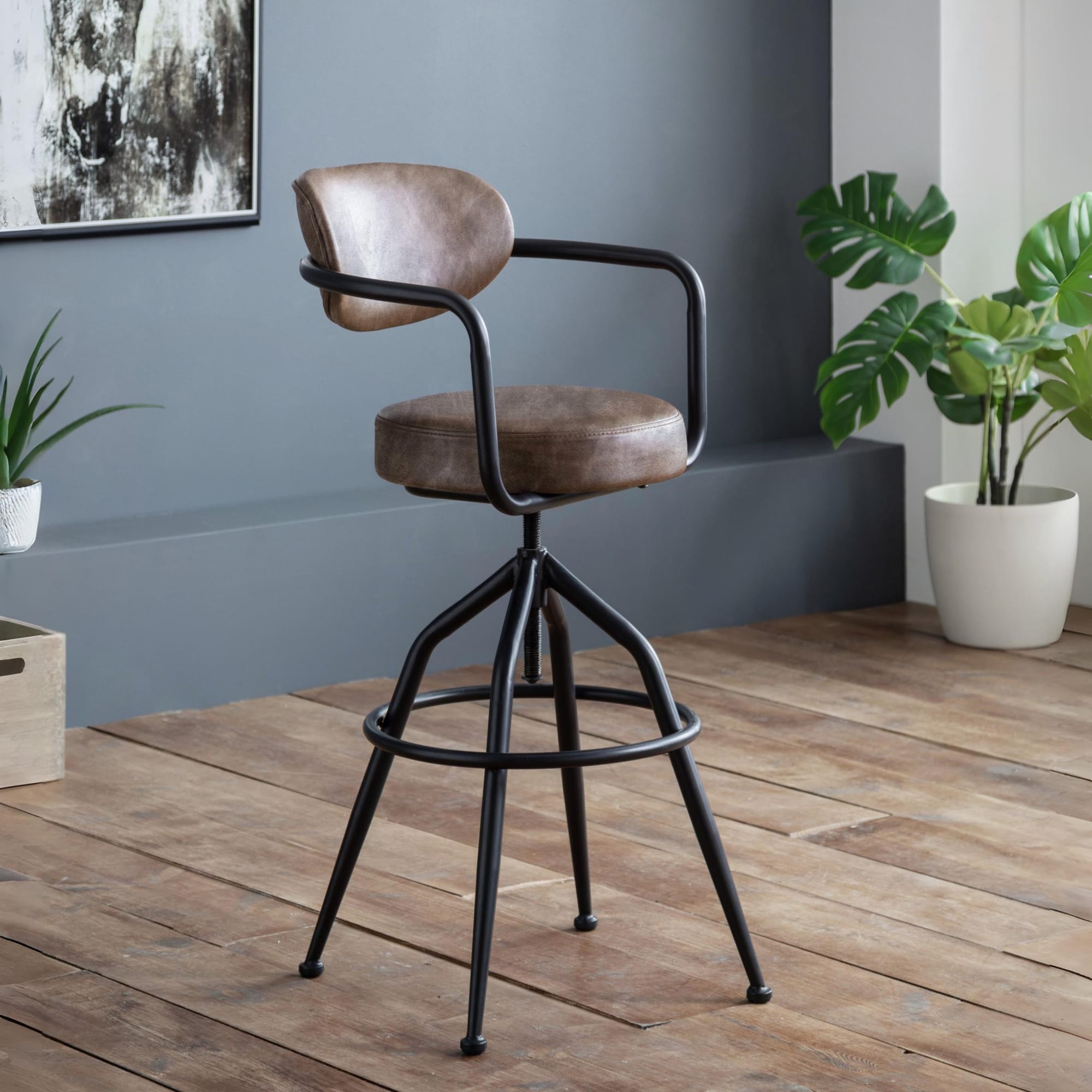 Barbican Barstool