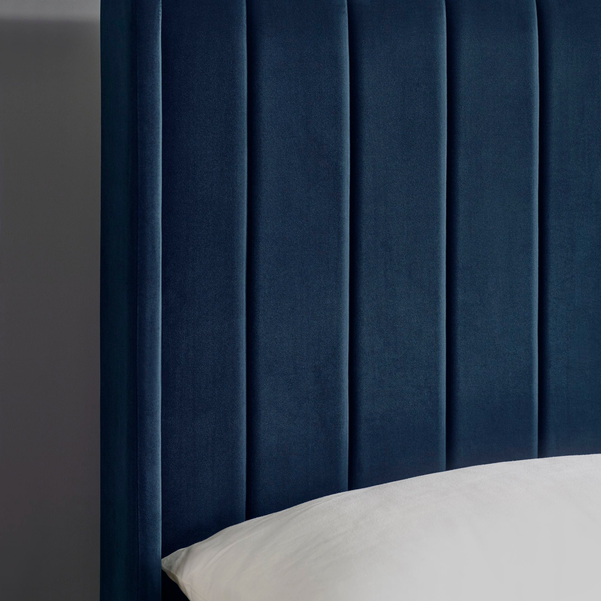 Leila Royal Blue Dual Storage Door 135cm Double Bed