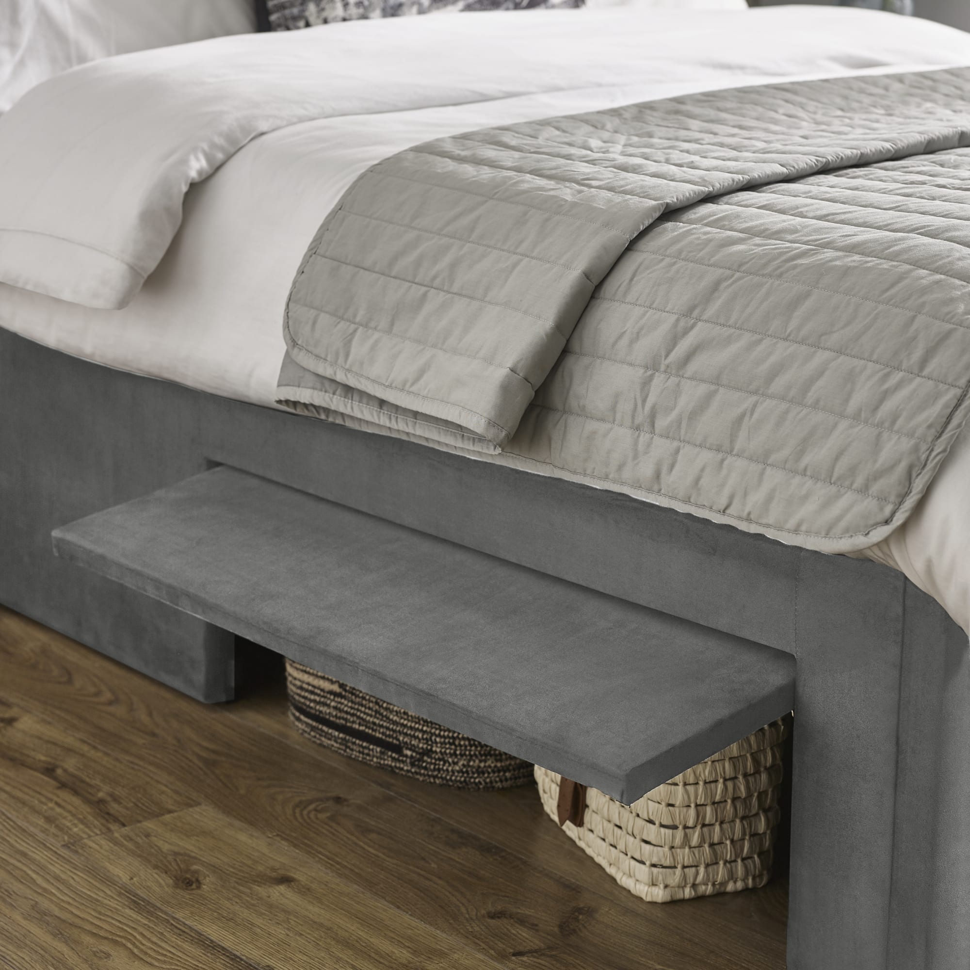 Leila Steel Grey Dual Storage Door 135cm Double Bed