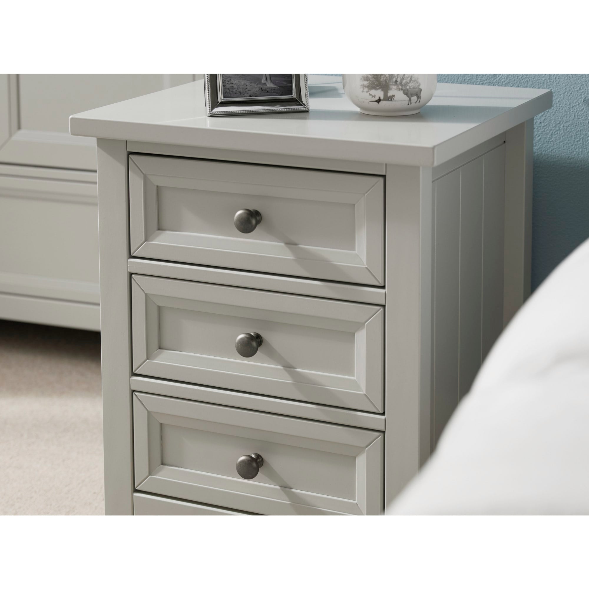 Maine 3 Drawer Bedside - Dove Grey