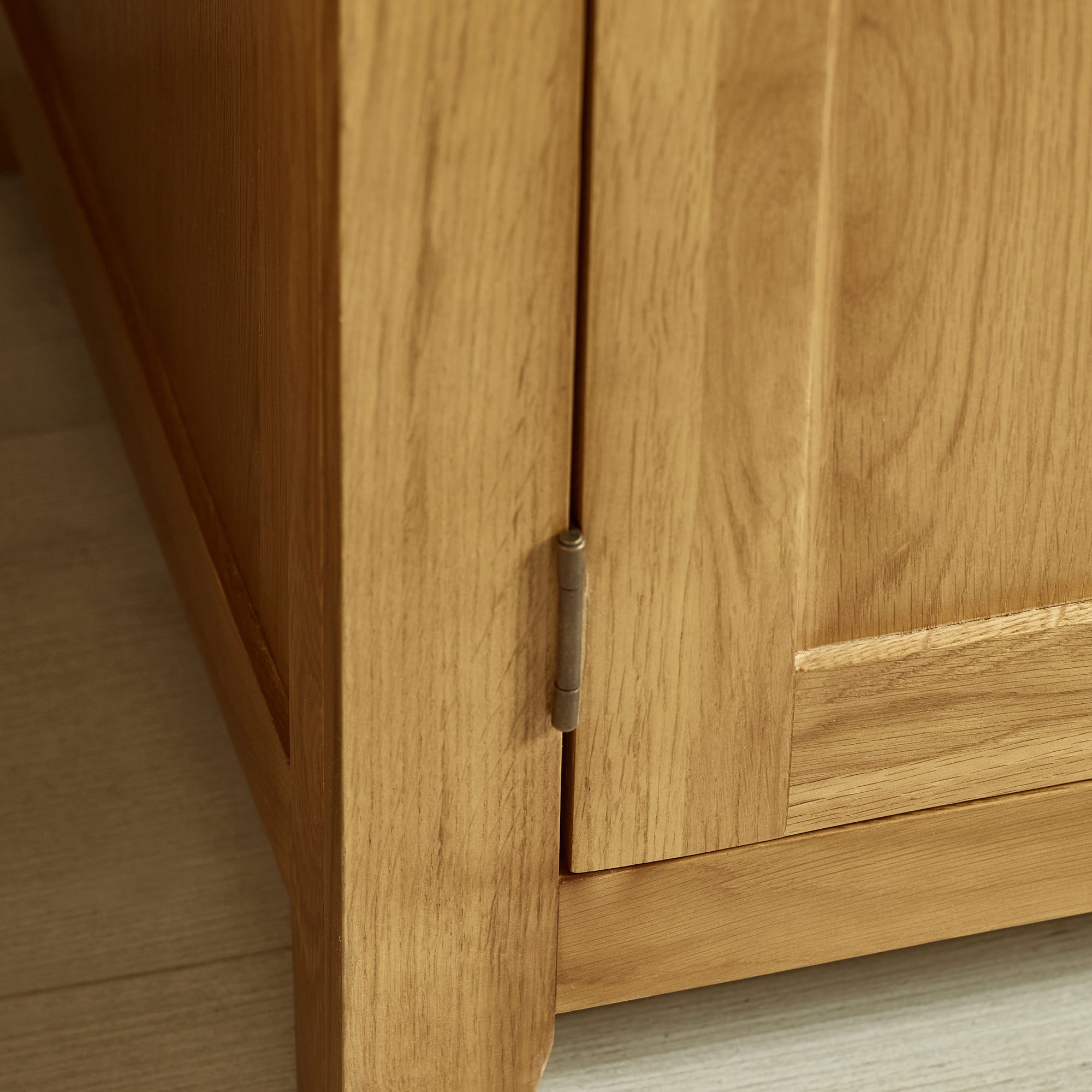 Marlborough 2 Door Wardrobe