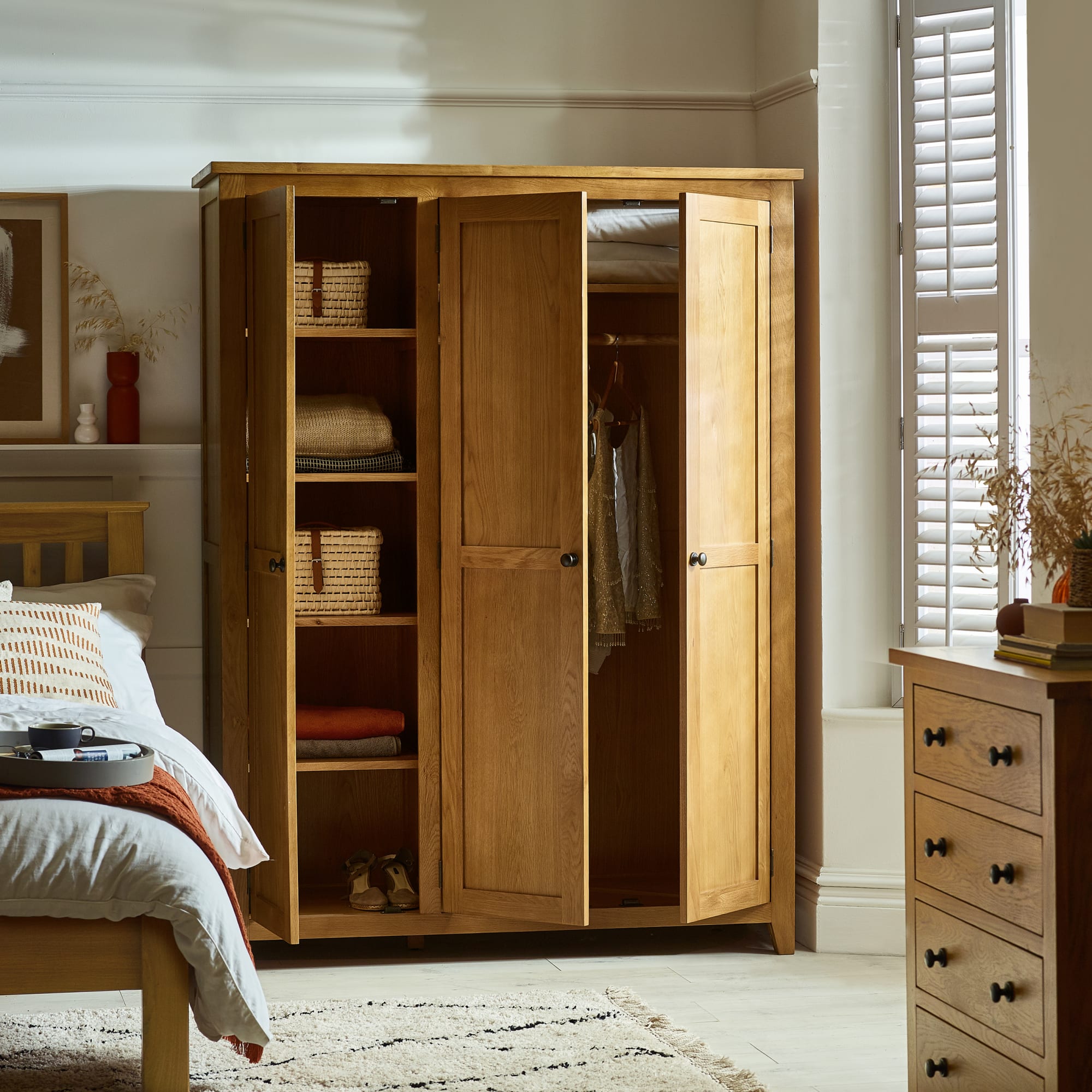 Marlborough 3 Door Wardrobe