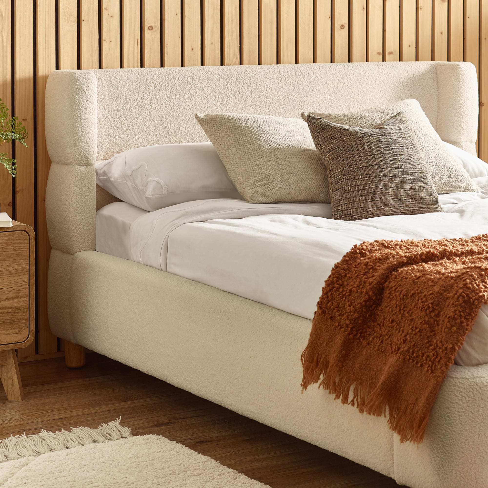 Oberon Cream Boucle Upholstered 150 cm King Bed