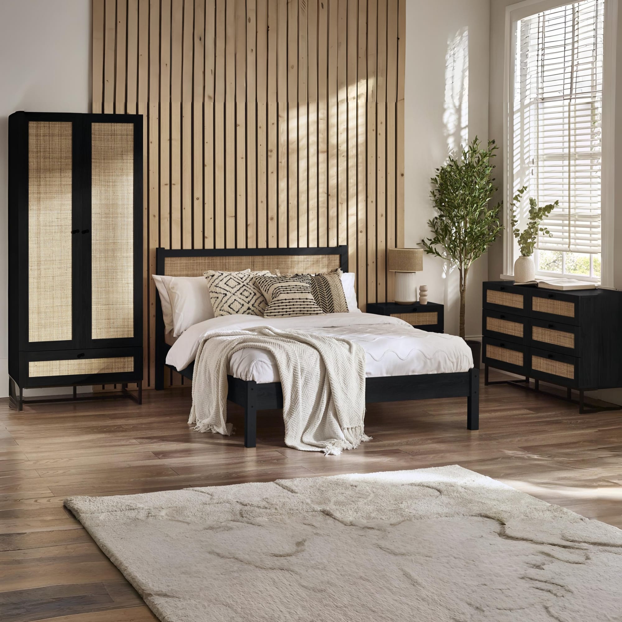 Padstow Wardrobe - Black