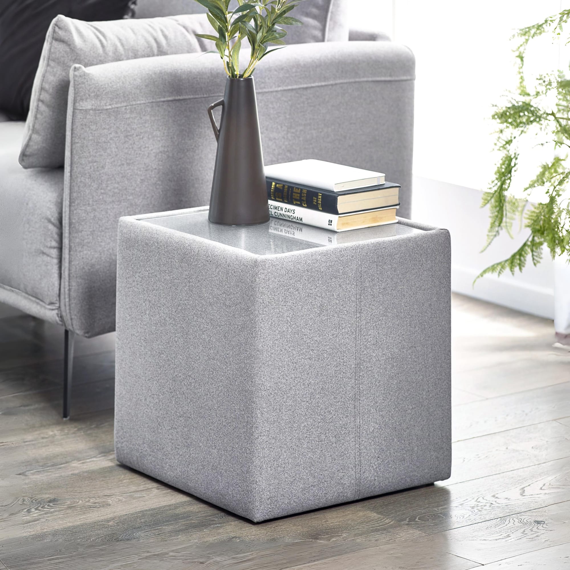 Rohe Lamp Table