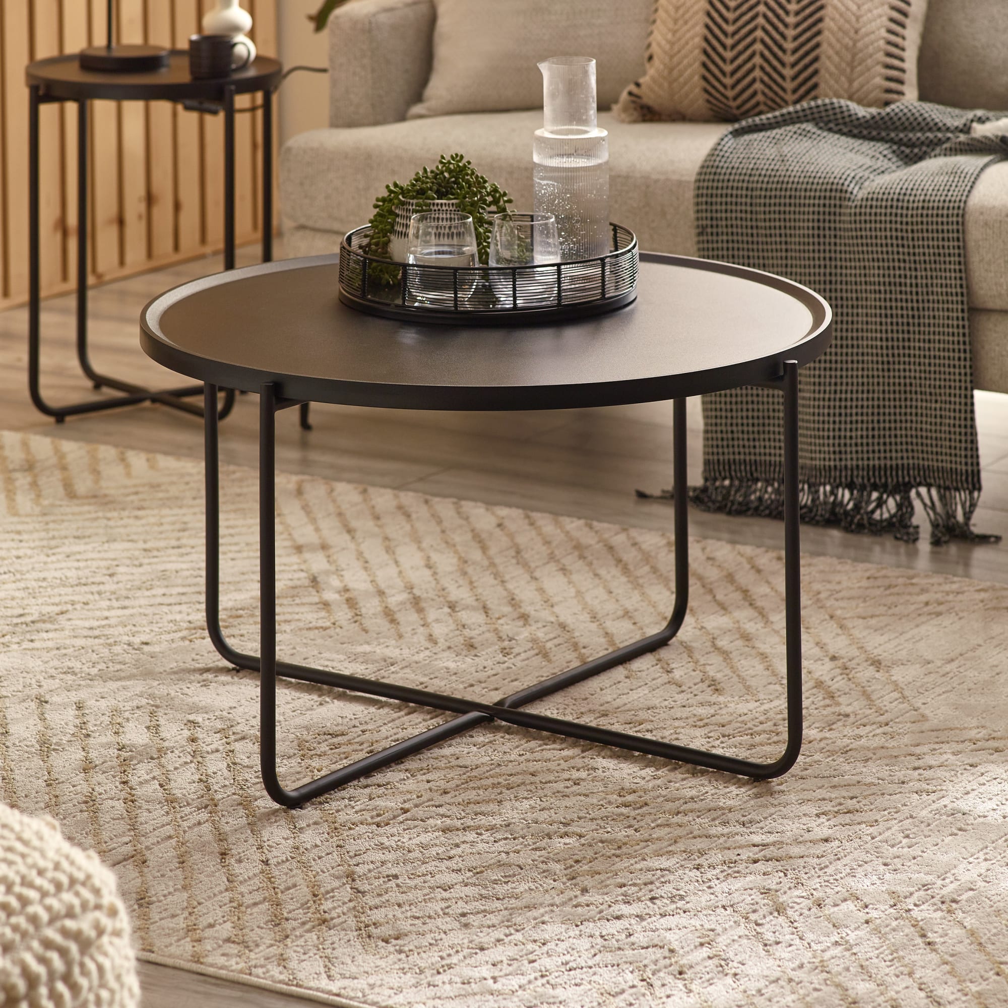 Sagrada Round Black Coffee and Lamp Table Set