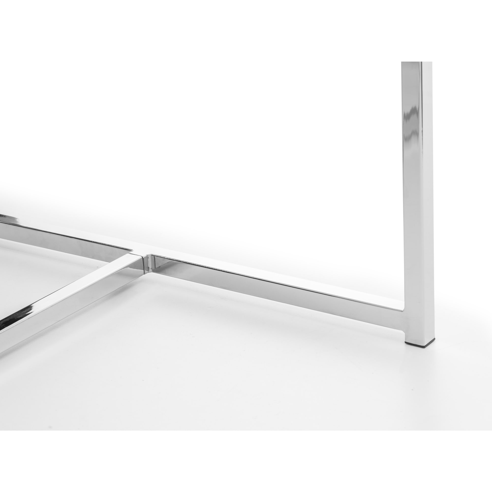 Scala Dining Table