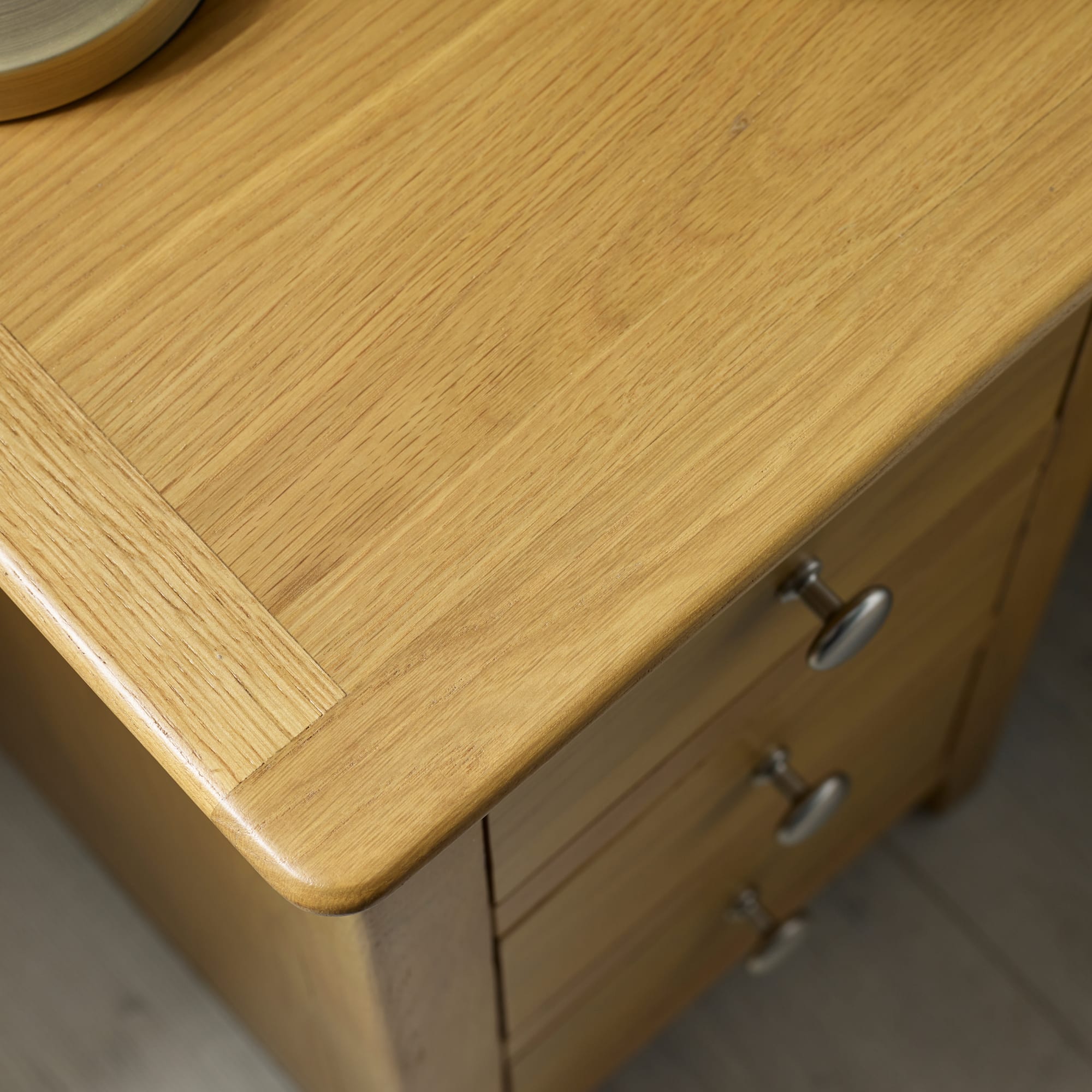 Somerset Oak Compact 3 Drawer Bedside Table