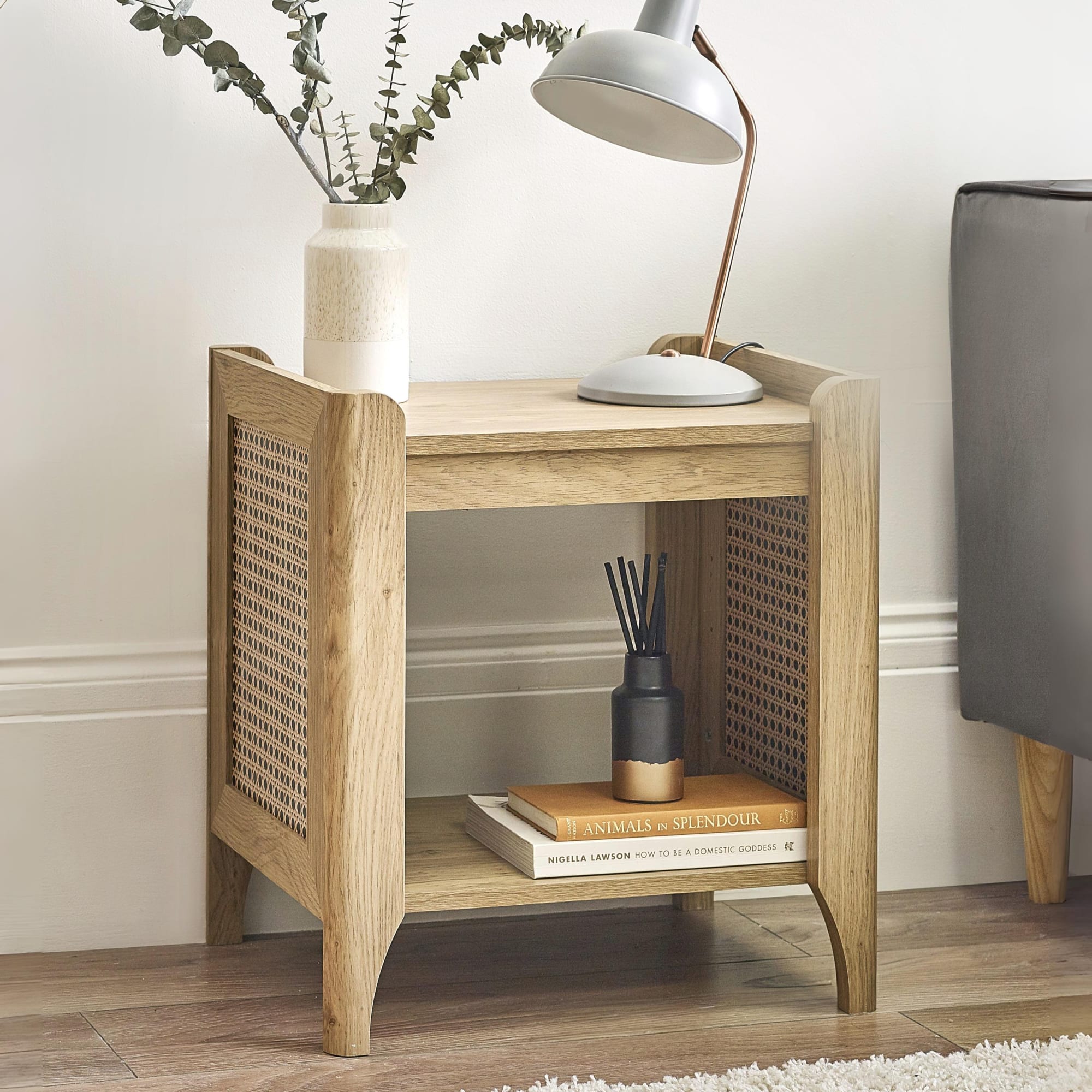 Sydney Lamp Table With Removable Shelf