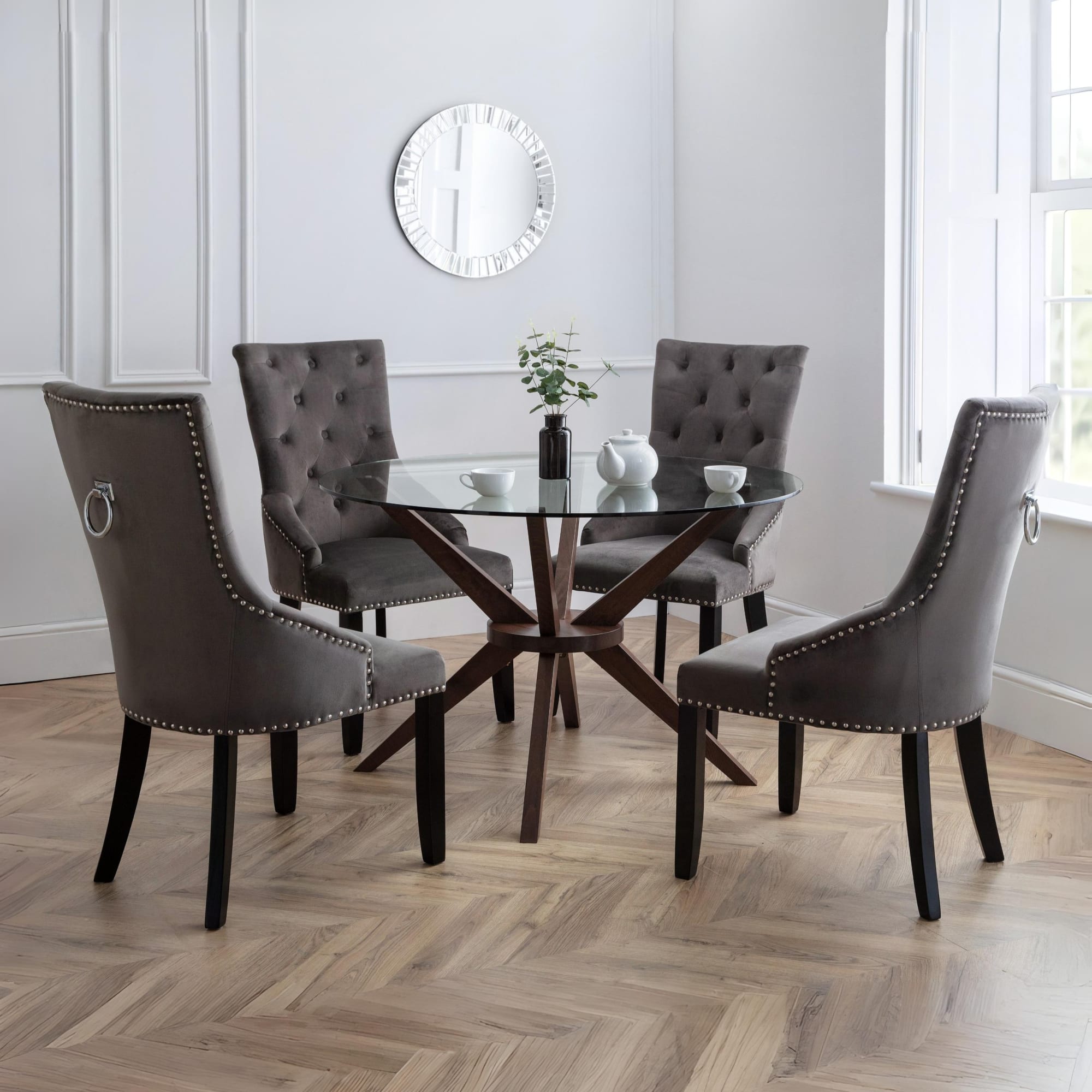 Set Of 2 Veneto Knockerback Chairs