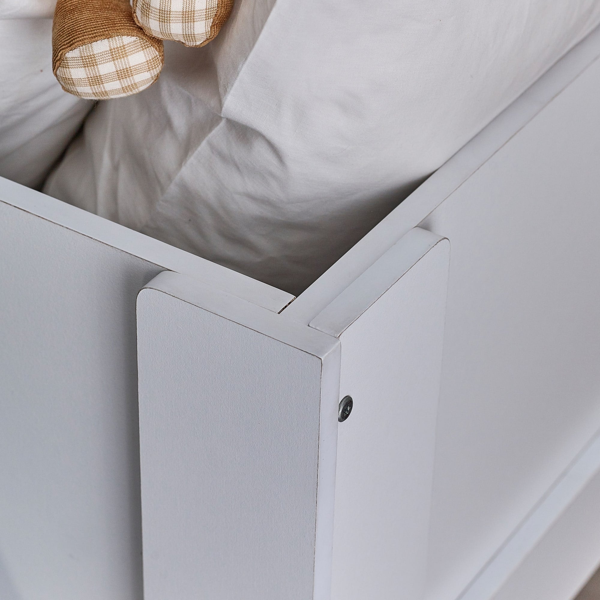 Otis Midsleeper - All White - Cozyo
