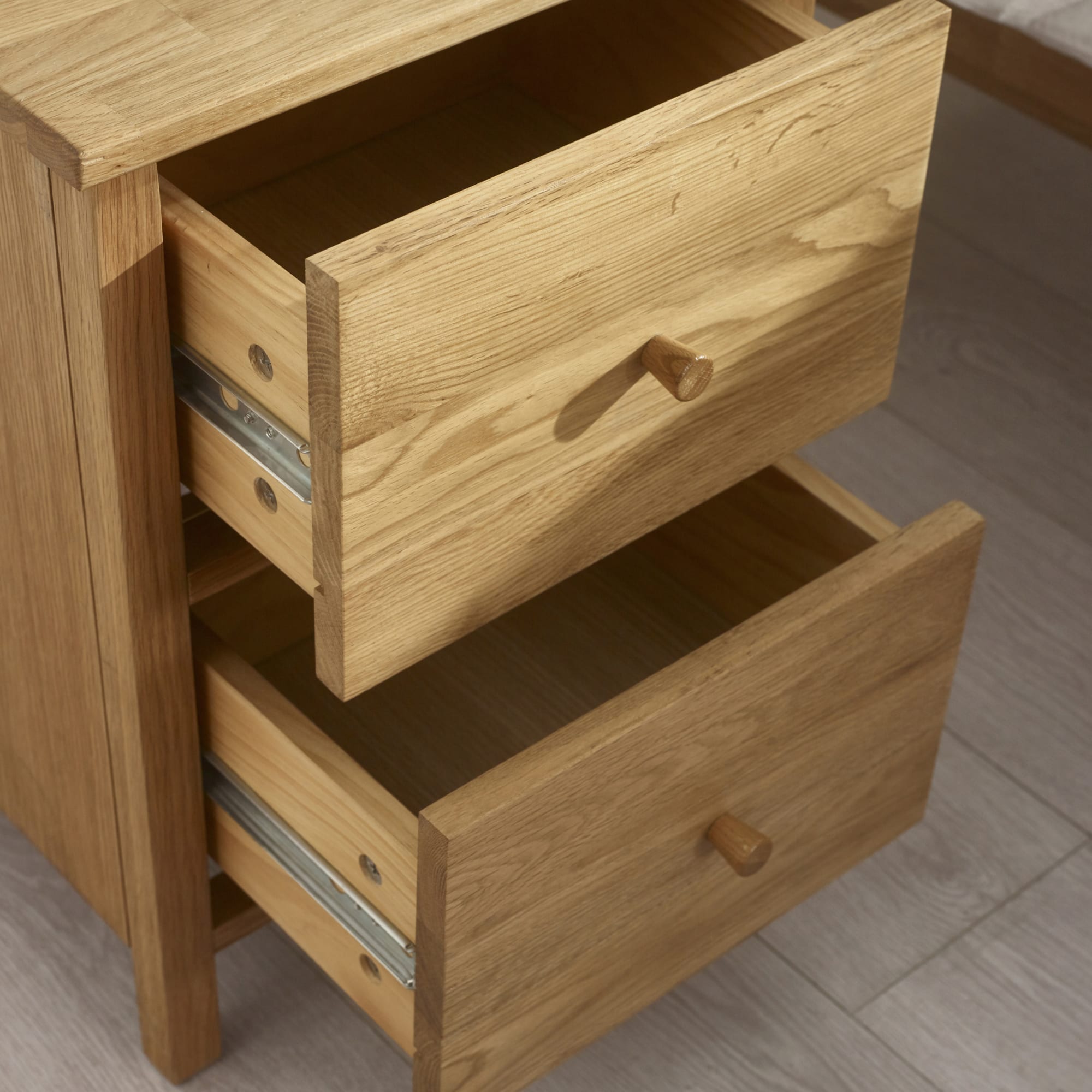 Coxmoor 2 Drawer Bedside - Oak