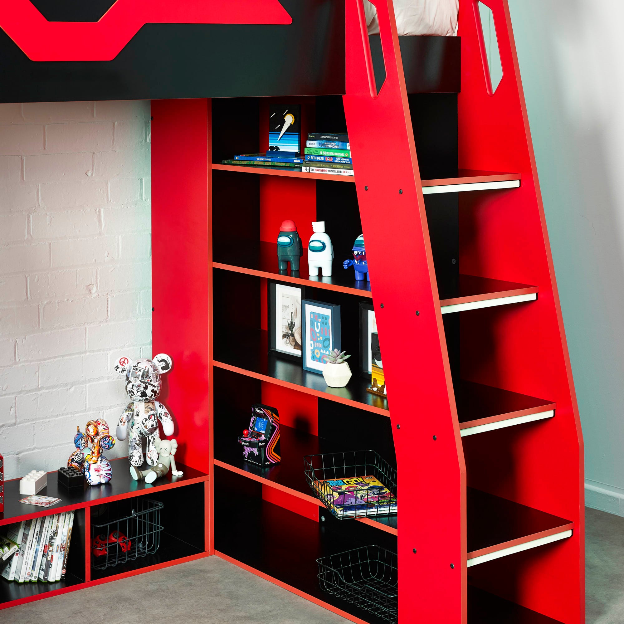 Eagle Single 90cm Gaming Highsleeper - Black and Red
