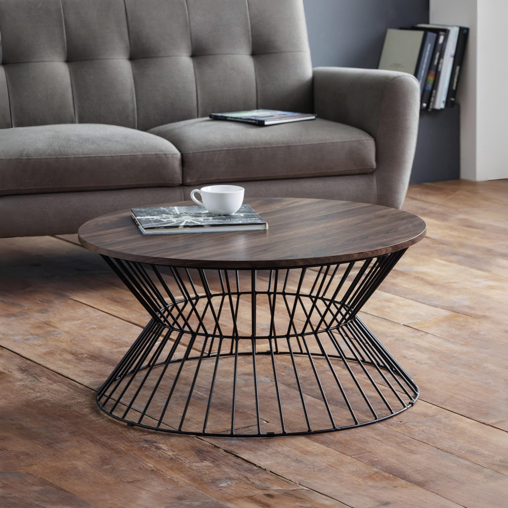 Jersey Round Wire Coffee Table - Walnut