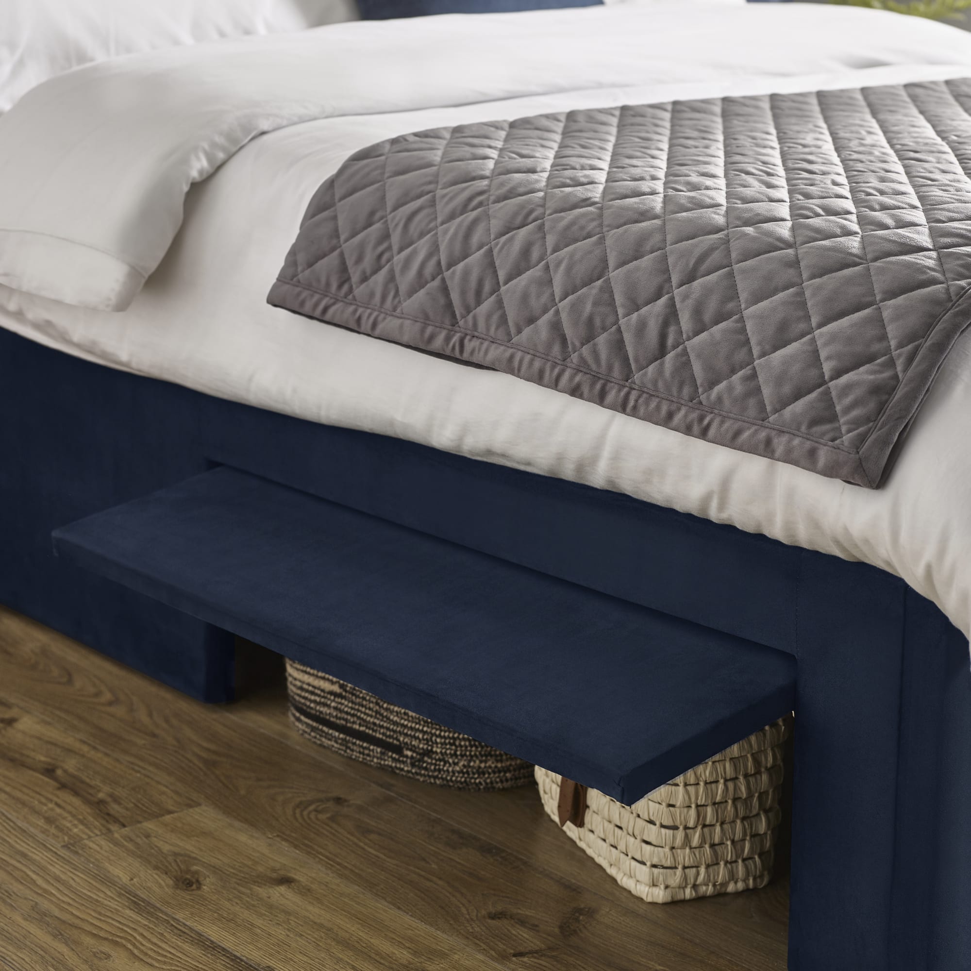 Leila Royal Blue Dual Storage Door 135cm Double Bed