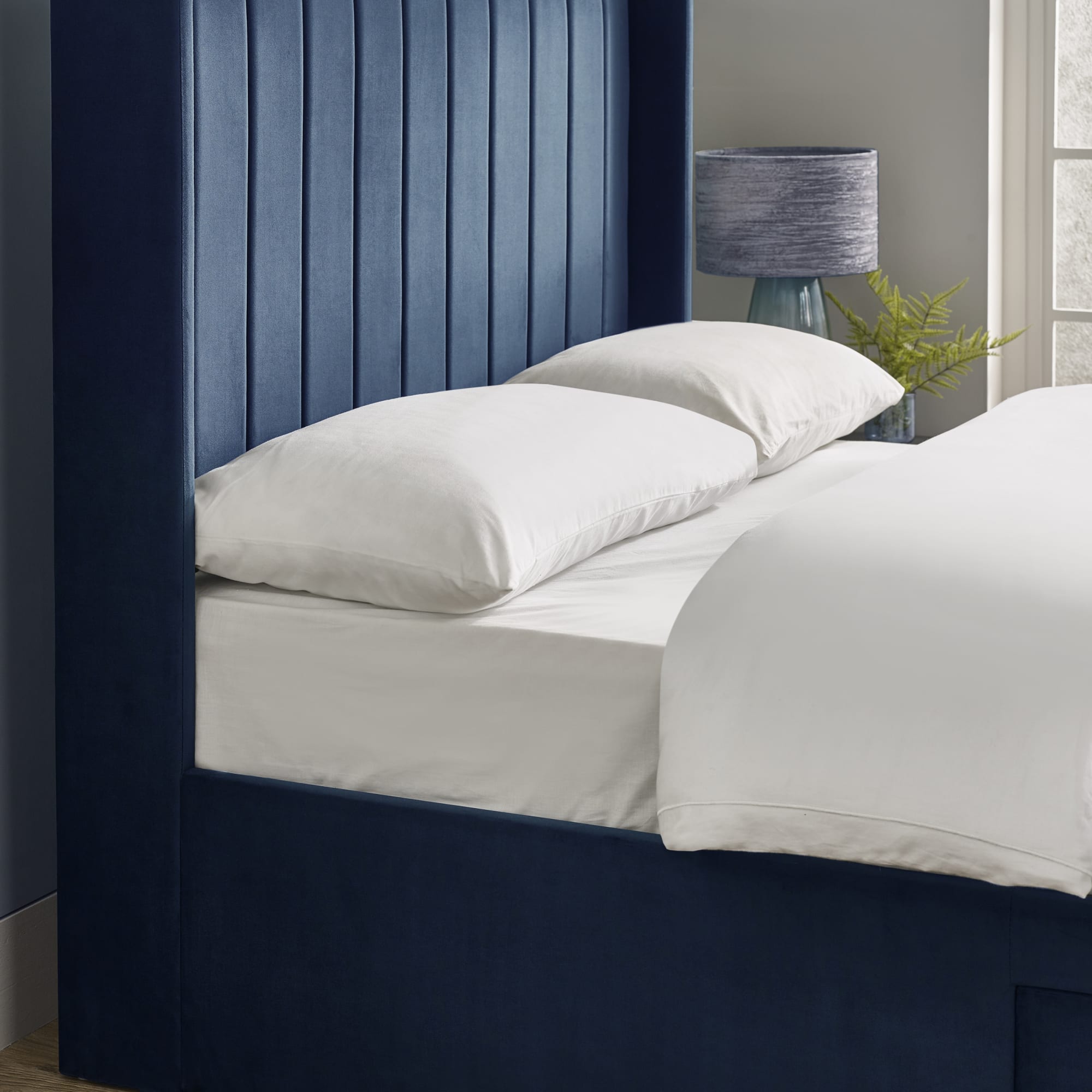 Leila Royal Blue Dual Storage Door 135cm Double Bed
