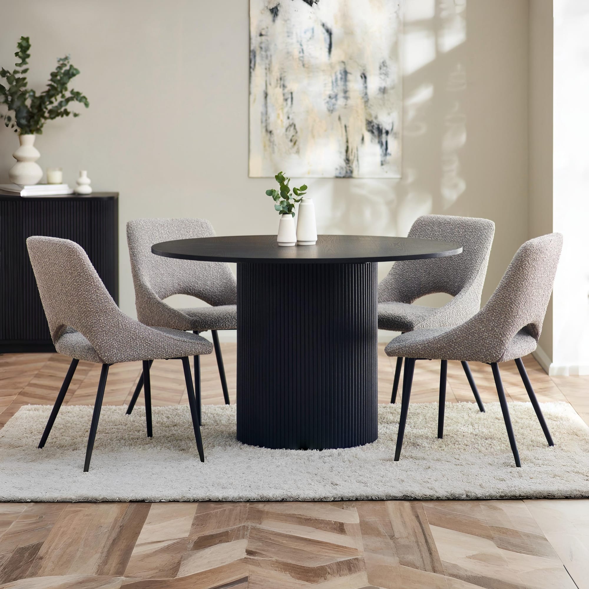 Louis Fluted Round Dining Table - Black