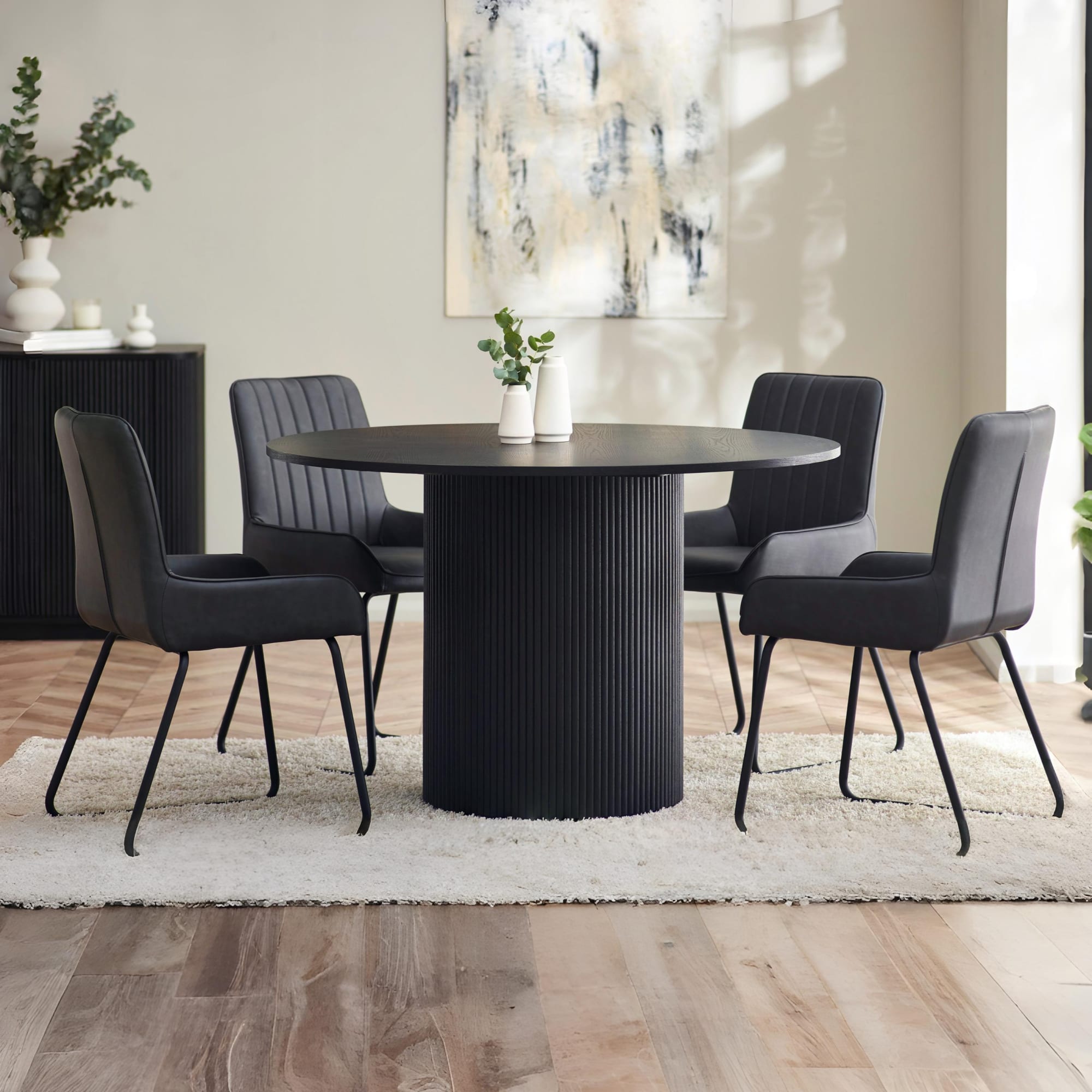 Louis Fluted Round Dining Table - Black