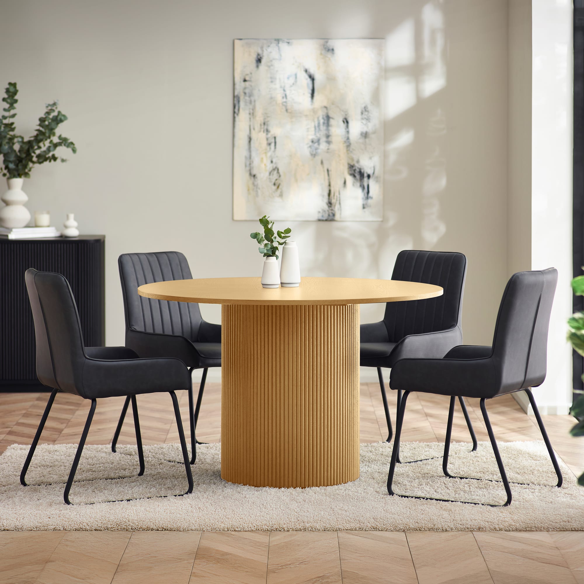 Louis Light Oak Fluted 120cm Round Dining Table
