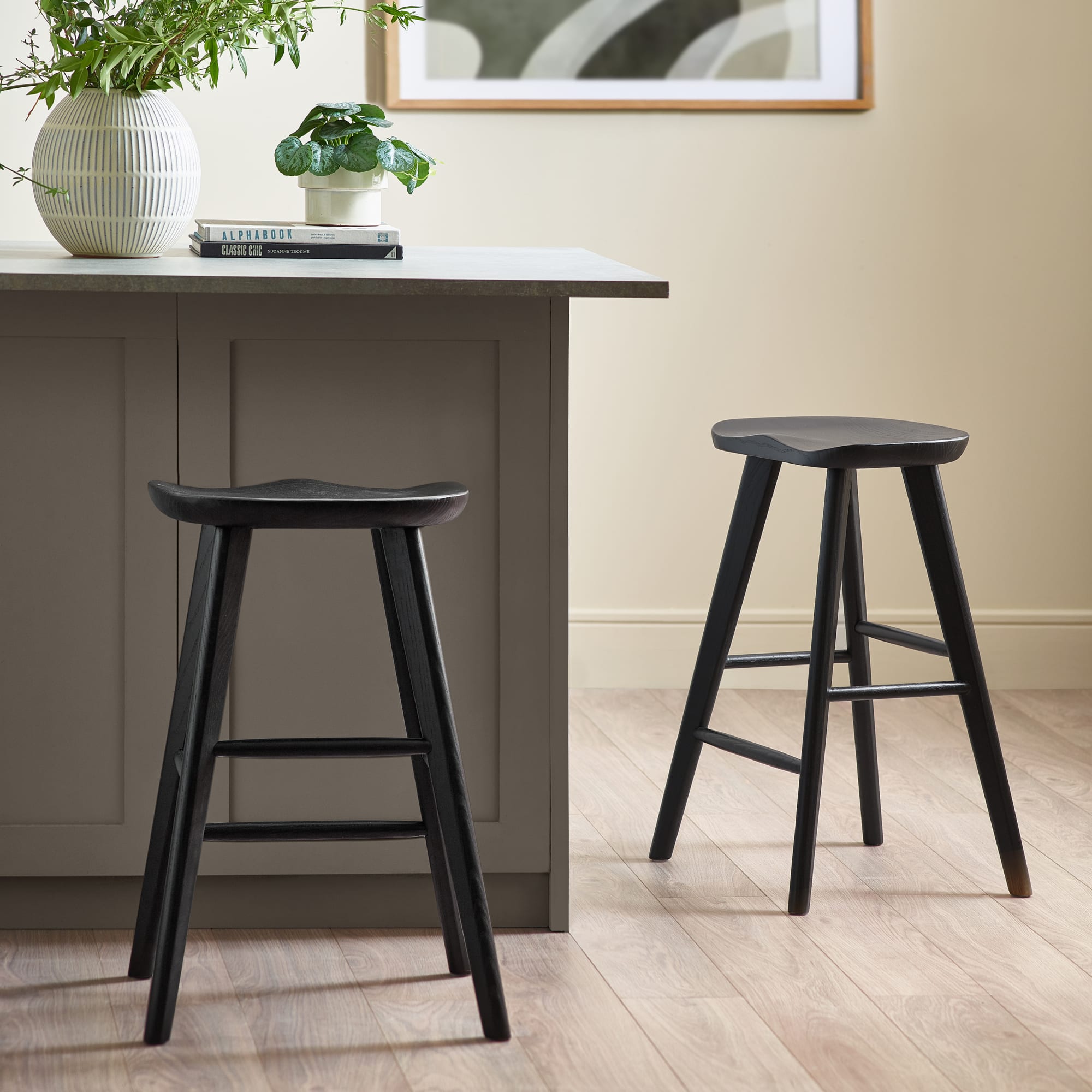 Mulu Black Solid Oak Bar Stool