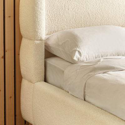 Oberon Cream Boucl�� Upholstered 135 cm Double Bed