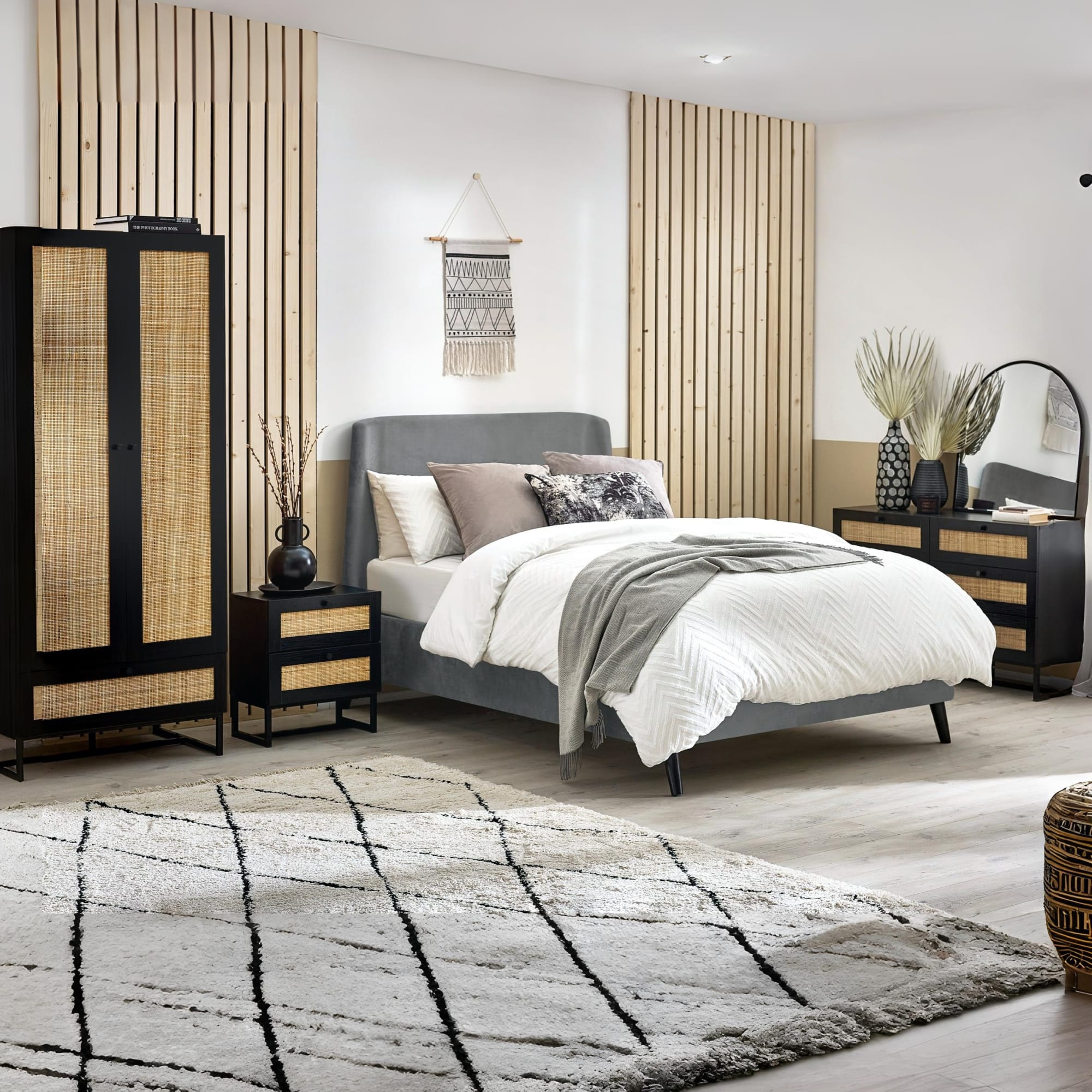 Padstow Wardrobe - Black
