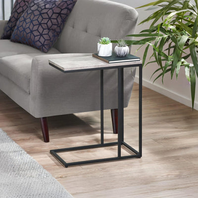 Staten Drinks Table