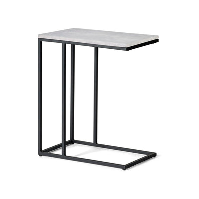 Staten Drinks Table