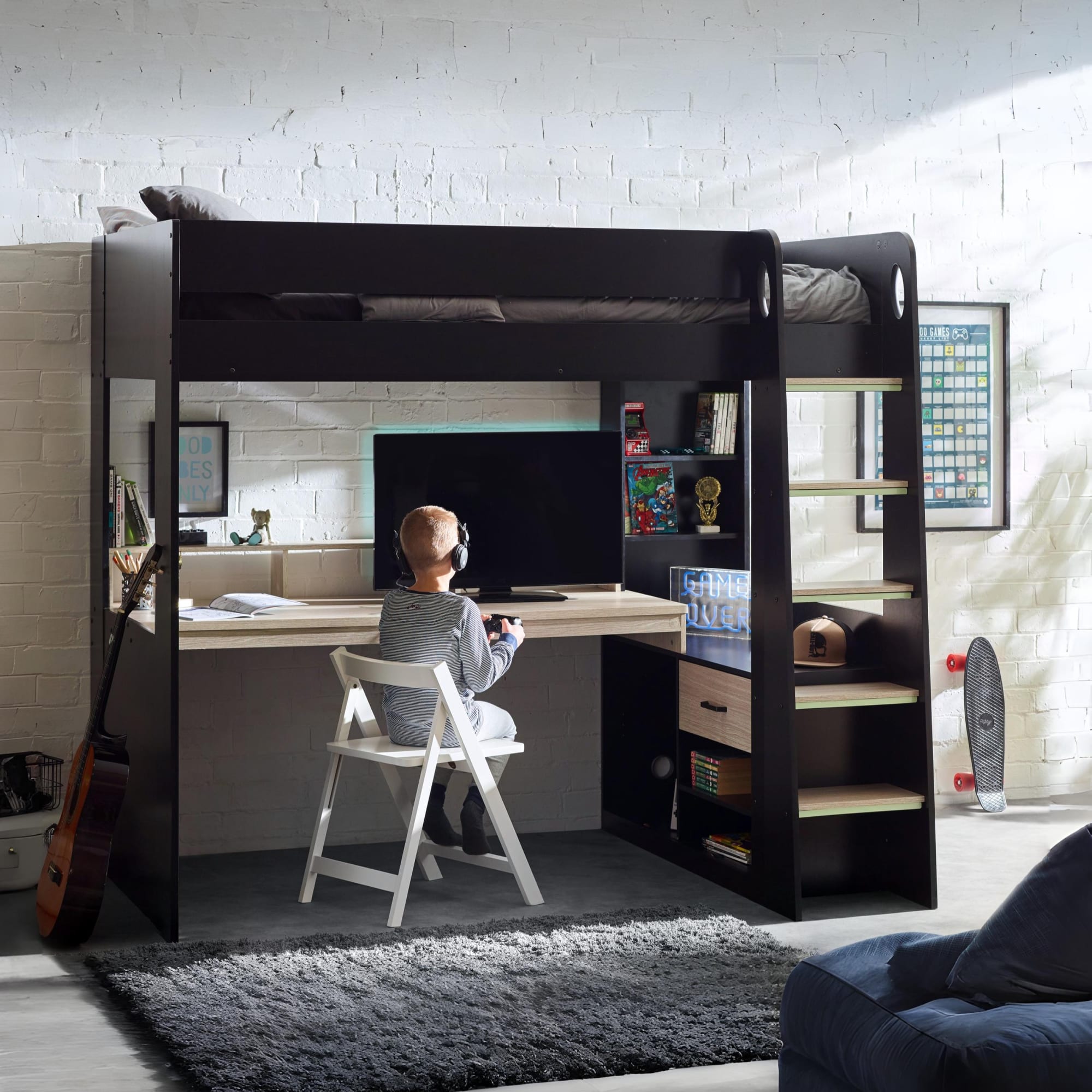 Blaze Gaming Highsleeper - Black And Pale Wood - Cozyo