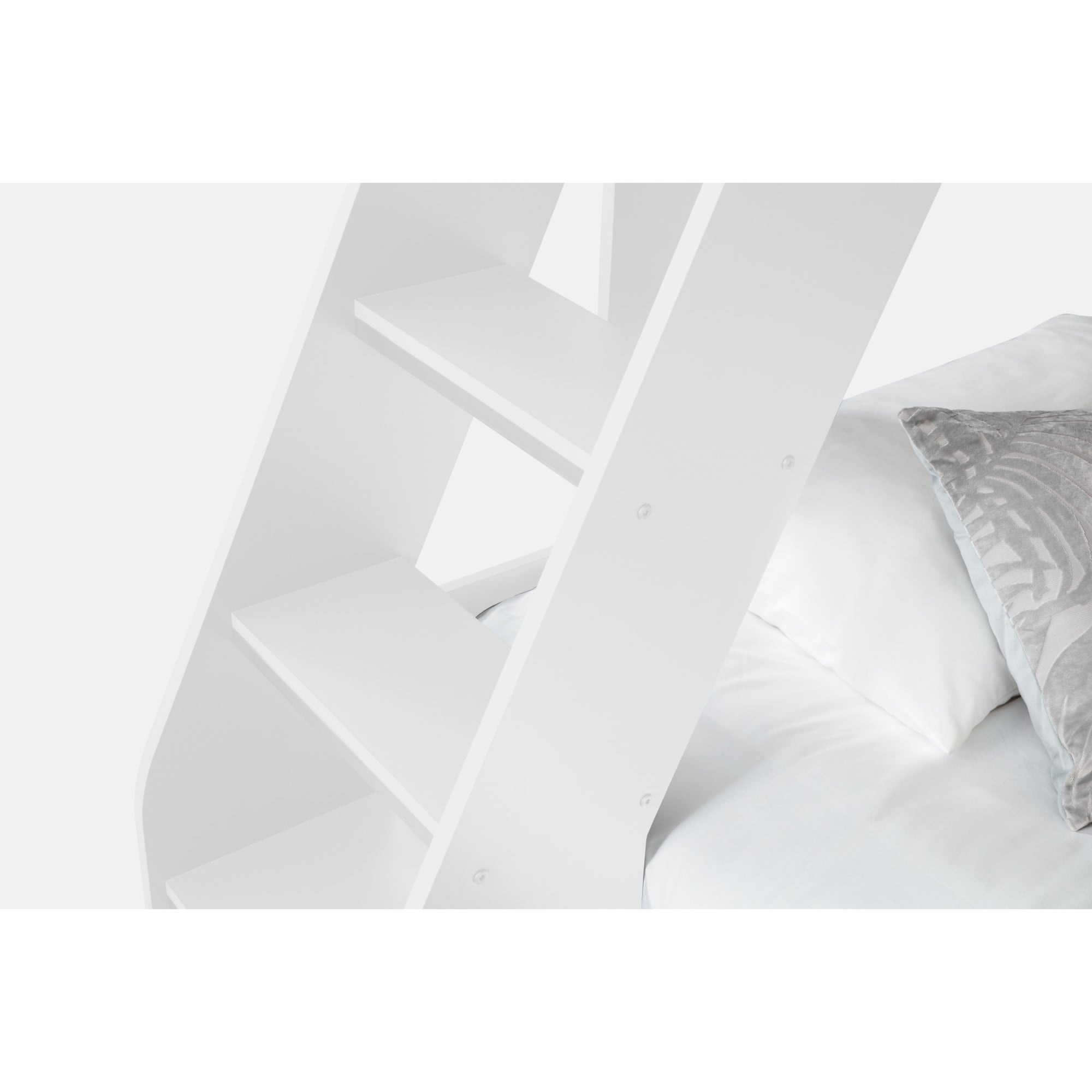 Domino Triple Sleeper White - Cozyo
